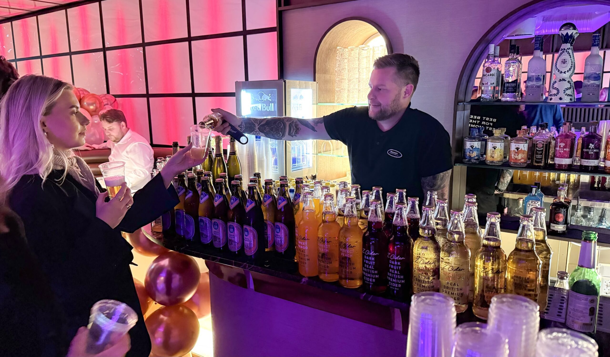 Hvordan planlegge et selskap fra start til slutt